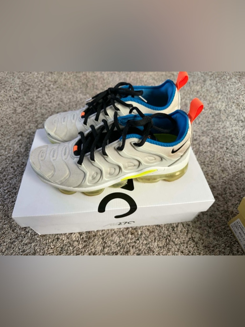 Nike Air Vapormax Plus Photon Dust Volt Grey Women's Sz 8